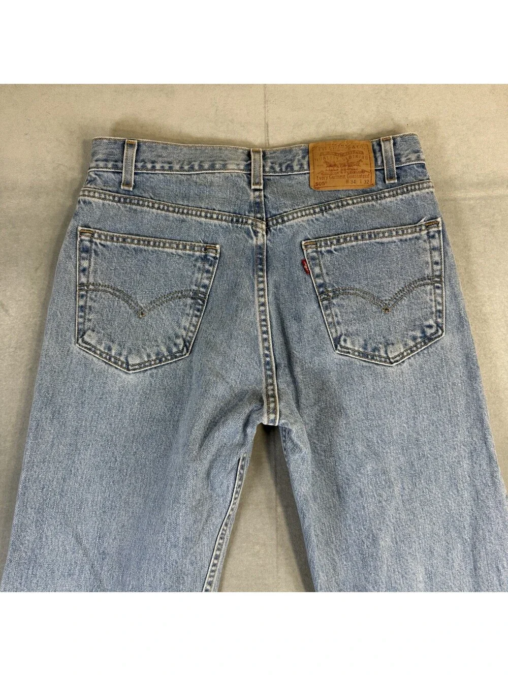 Vintage 90s Levi's 505 Jeans Mens 34x32 Blue Light Wash Regular Fit Straight USA